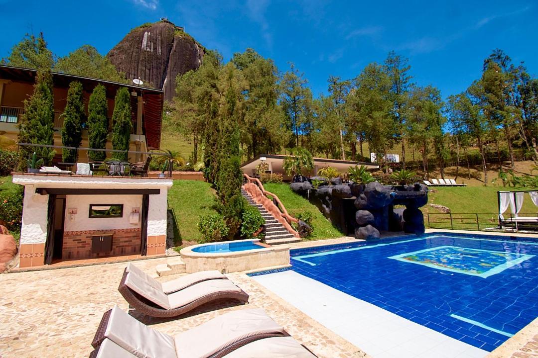 Hotel Mansión Guatapé Extérieur photo