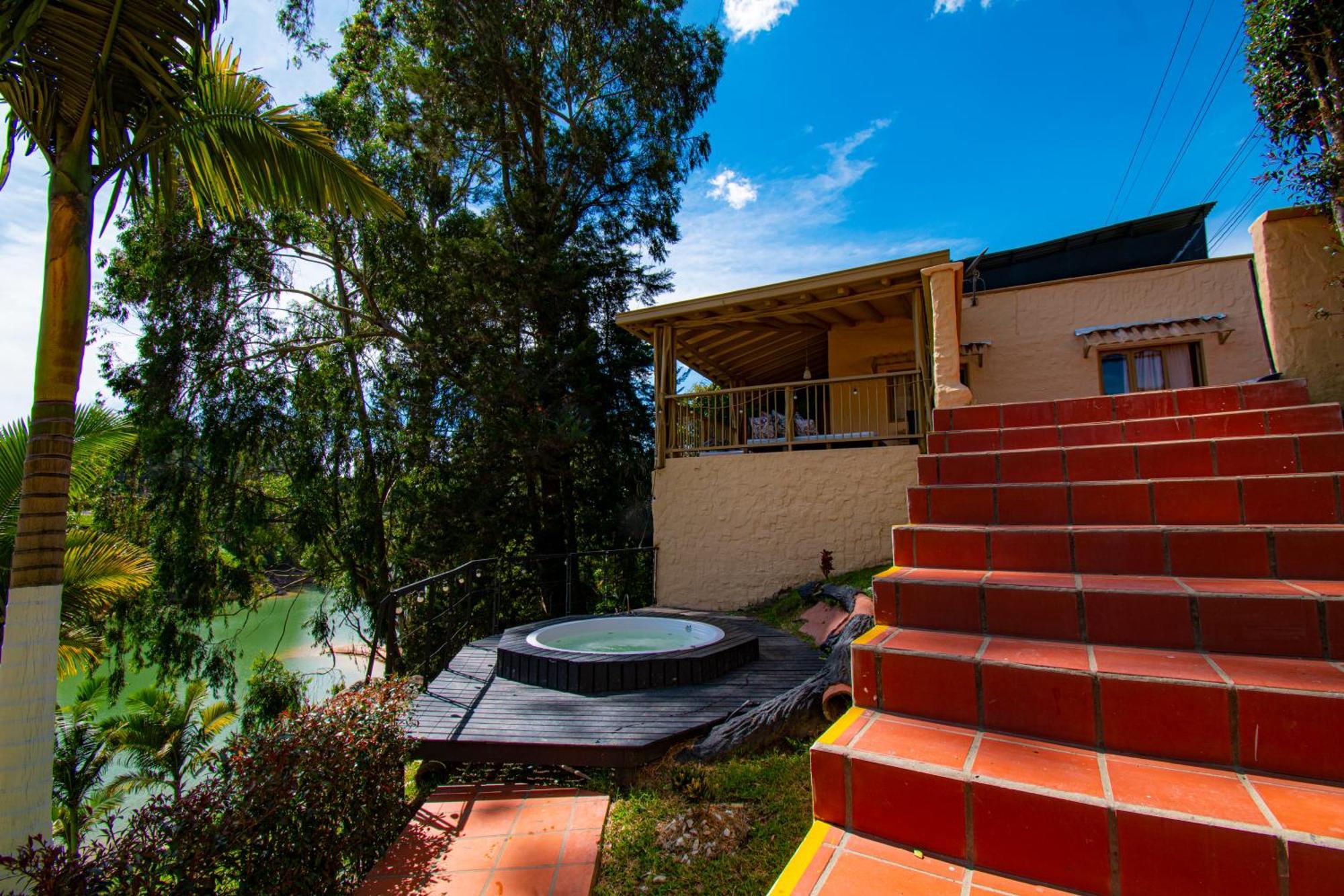 Hotel Mansión Guatapé Extérieur photo