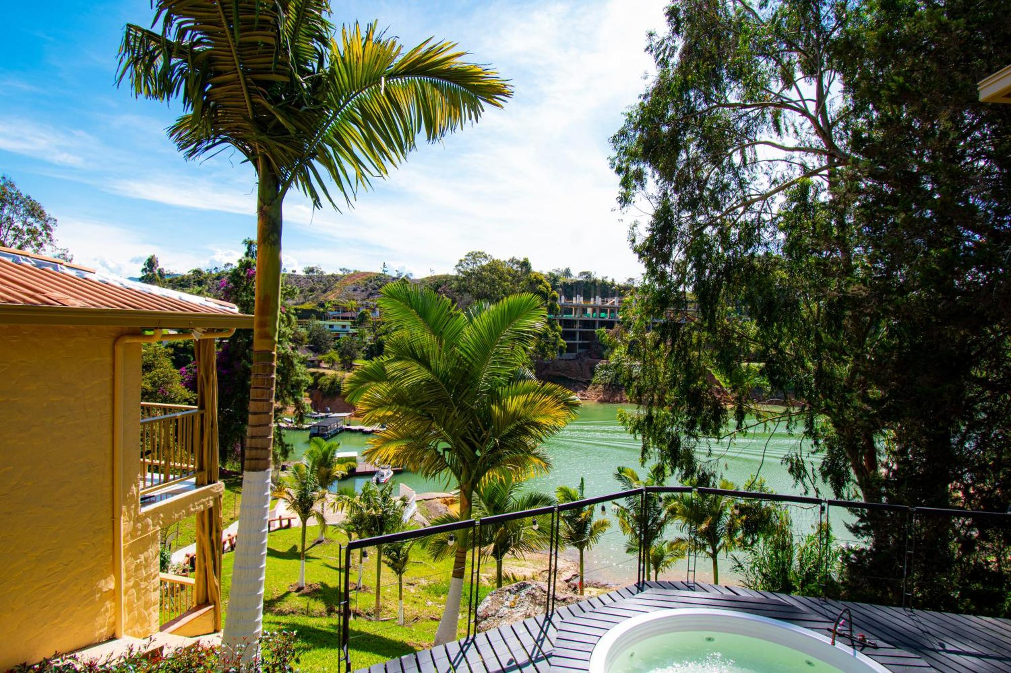 Hotel Mansión Guatapé Extérieur photo